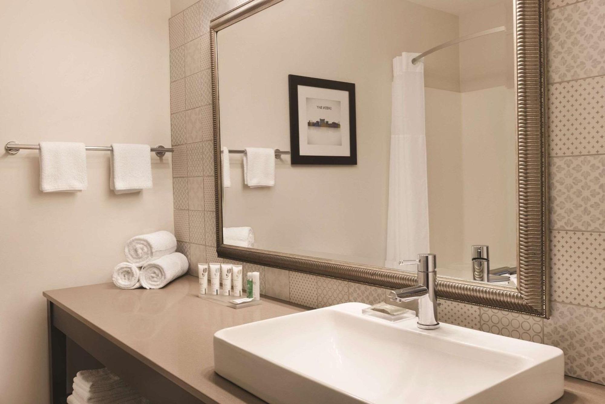 Country Inn & Suites By Radisson, Green Bay North Εξωτερικό φωτογραφία